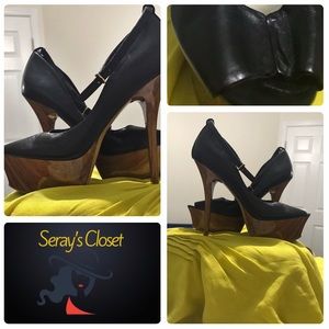 Gently worn Aldo black platform peep toe pumps